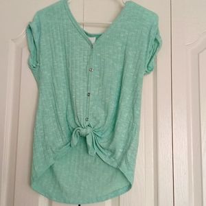 Short sleeve teal shirt size medium no boundaries